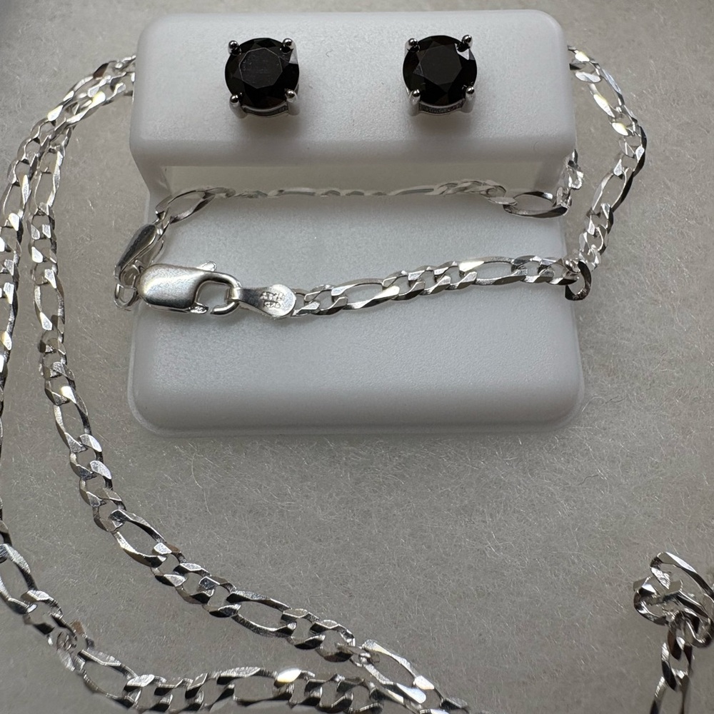 Sterling silver figaro necklace + black onyx earrings